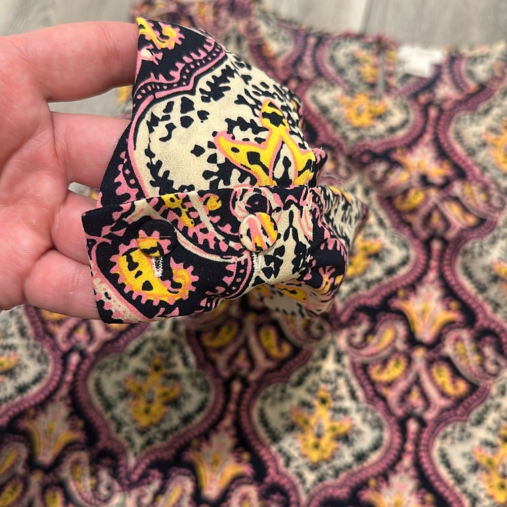 J crew patterned top - Picture 3 of 5